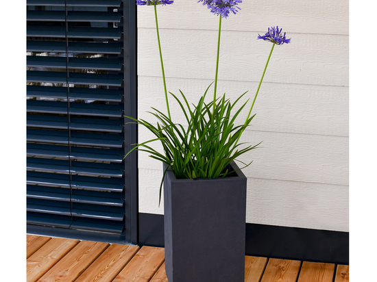 Pot De Fleurs Carré Volcania'Up 36L - Imitation Pierre - Gris Anthracite - Simple Paroi - Fabriqué En France